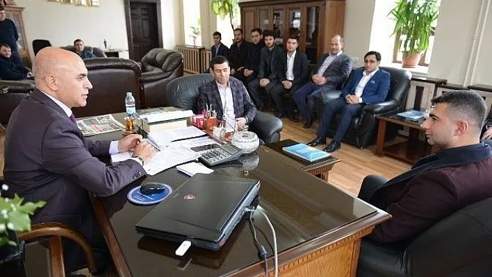 Ak Parti Yakutiye Gençlik Kolları'ndan Başkan Korkut'a ziyaret
