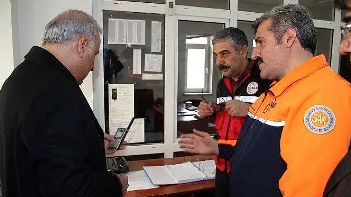 Vali Zorluoğlu, AFAD'da incelemelerde bulundu