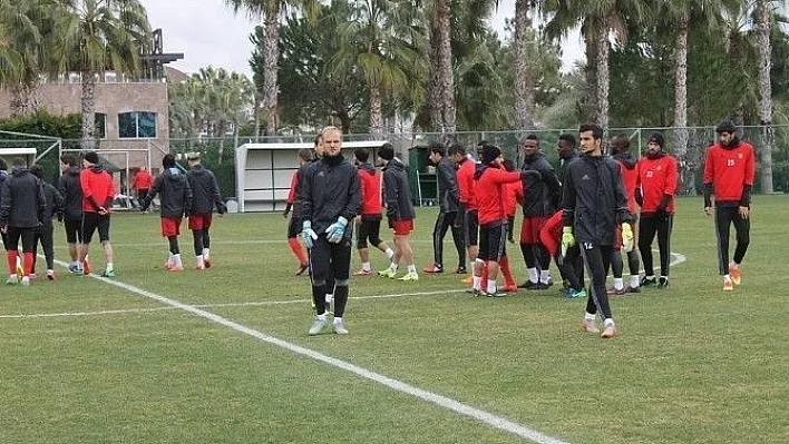 Evkur Yeni Malatyaspor'da Antalya kampı cuma günü sona eriyor
