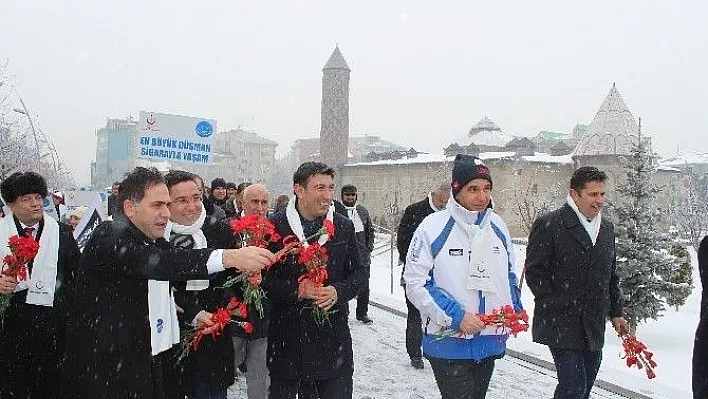 Erzurum sigarayı bırakmak için yürüdü
