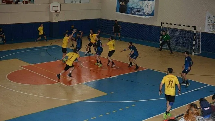 Adıyaman Belediyespor: 44-26 :Ankara Hentbol İhtisas Kulübü
