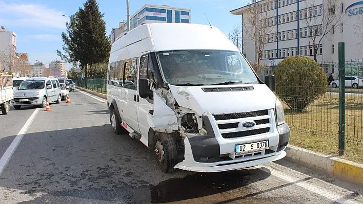 Adıyaman'da zincirleme trafik kazası: 1 yaralı
