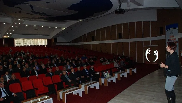 'Adıyaman Öğrenen Lider Öğretmen' semineri
