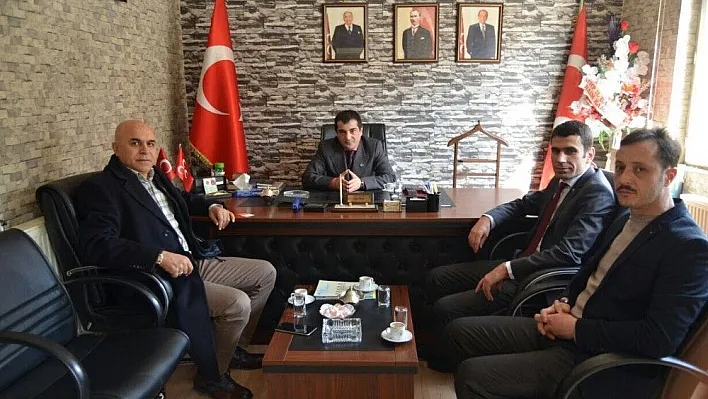 Başkan Korkut'tan MHP Yakutiye İlçe teşkilatına ziyaret
