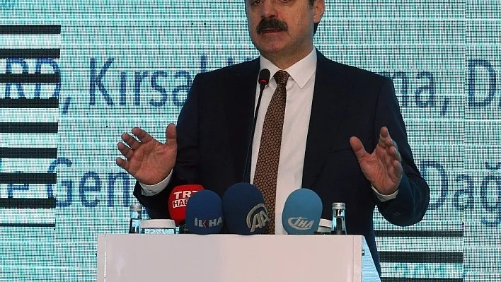 Bakan Çelik, Erzurum'dan şap aşılama seferberliğini başlattı
