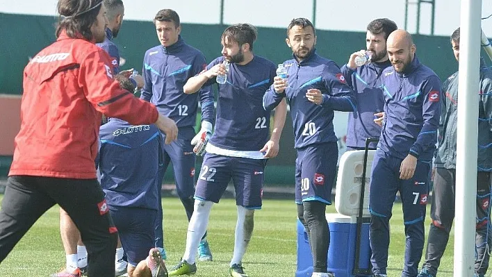 B.B. Erzurumspor'da hırslı antrenman
