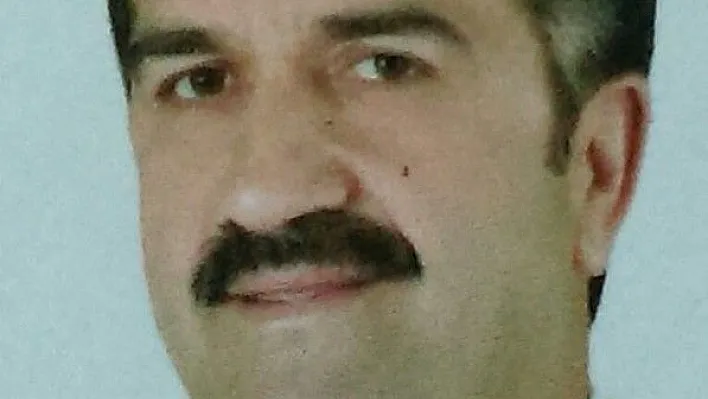 Referandumda 'evet' demek için partisinden istifa etti
