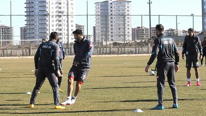 Amed Sportif'de Üsküdar maçı hazırlıkları başladı
