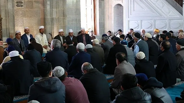 Büyükşehir şehrin yetiştirdiği İslam âlimlerine mevlid okuttu
