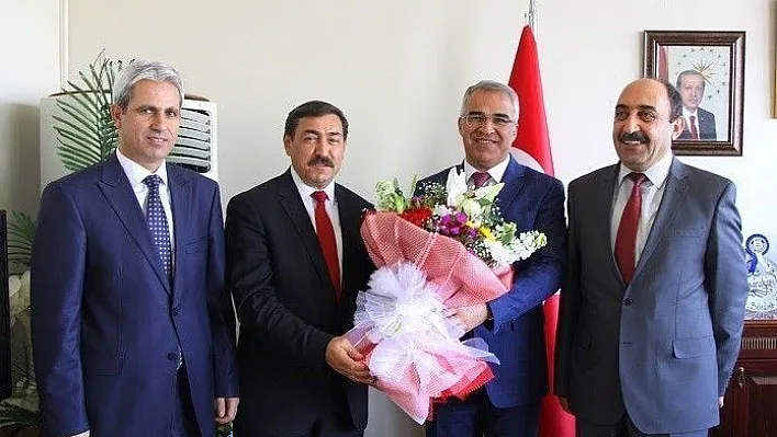 Başkan Barakazi'ye sivil savunma günü ziyareti
