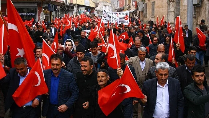 Hani'de 'Teröre lanet, şehide saygı' mitingi