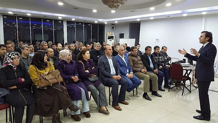 Eğitim Bir-Sen'den 'Yenilenen Yenilmez' semineri