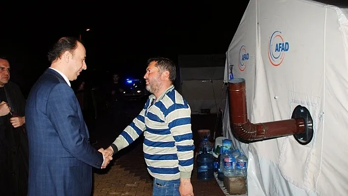 Vali Abdullah Erin, Samsat ilçesinde sabahlıyor