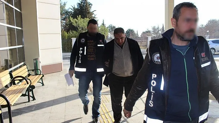 FETÖ'cü kurum müdürlerine operasyon