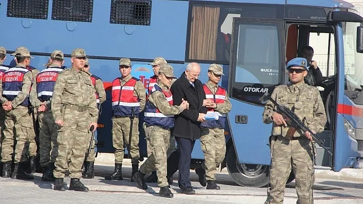 Darbe girişimi davası 2'nci gününde devam ediyor
