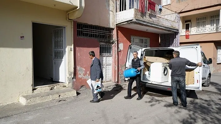 Adıyaman Belediyesi, Iraklı Türkmen aileye yardım elini uzattı
