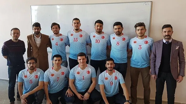 ERGİM'den gençlere destek
