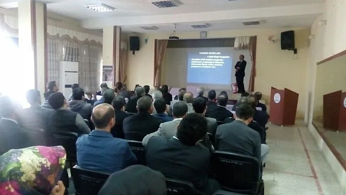 Milli eğitim personellerine yangın semineri verildi
