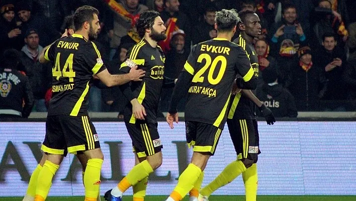 Evkur Yeni Malatyaspor, şampiyonluk yolundaki bir engeli daha aştı
