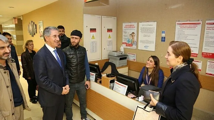 Başkan Yanılmaz'dan hastane ziyareti