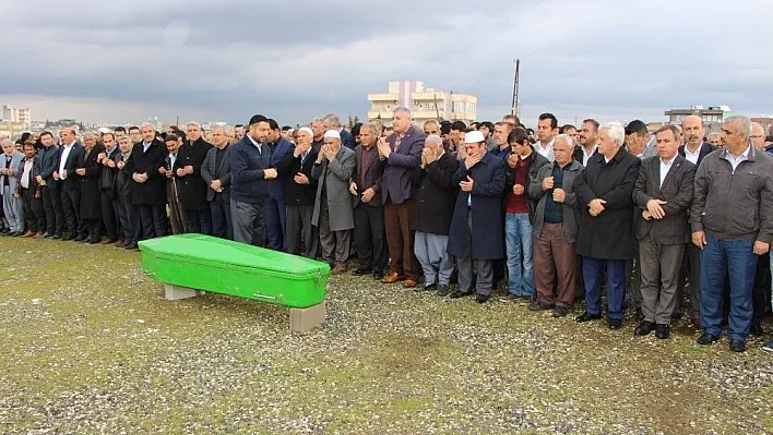 Gazeteci Baki Serhat Kamış son yolculuğuna uğurlandı
