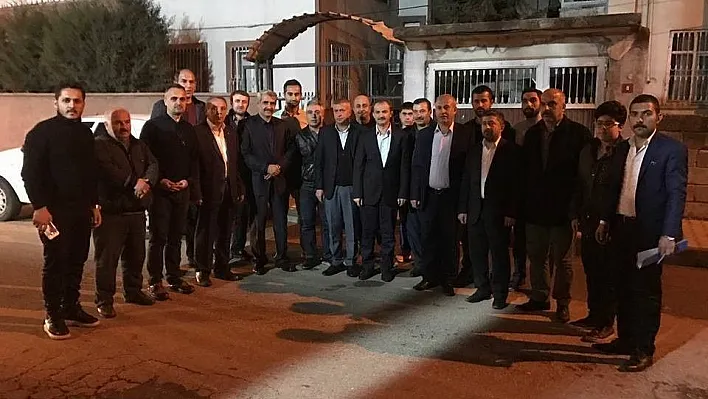 AK Parti Merkez İlçe Teşkilatı kapı kapı dolaşıyor
