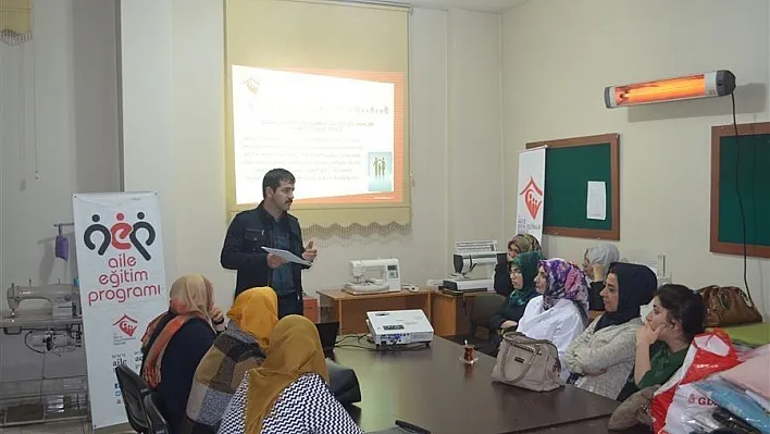 Bingöl'de 'Koruyucu Aile ve Evlat Edindirme' semineri
