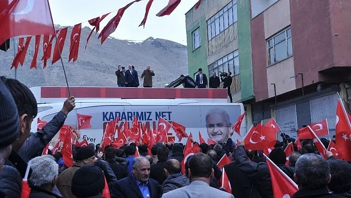 Sağlık Bakanı Akdağ, Pasinler'de
