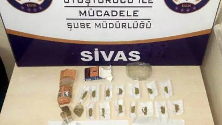 Sivas'ta uyuşturucu operasyonu: 8 gözaltı
