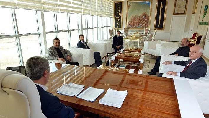 Yeşilyurt Belediyesi'den 'Hediyem Kur'an Olsun' kampanyasına destek
