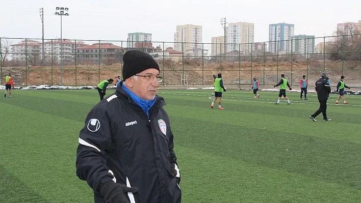 Yeşilyurt Belediyespor çalışmalarına moralsiz başladı
