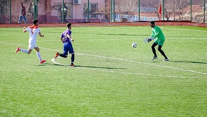 1.Amatör Küme Futbol Ligi Play-Off grubunda ilk maçlar oynandı
