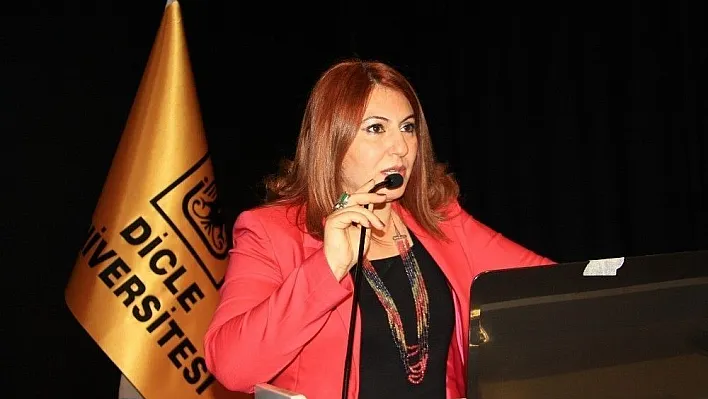 DÜ'de 'Çocuk ve Travma Paneli' düzenlendi
