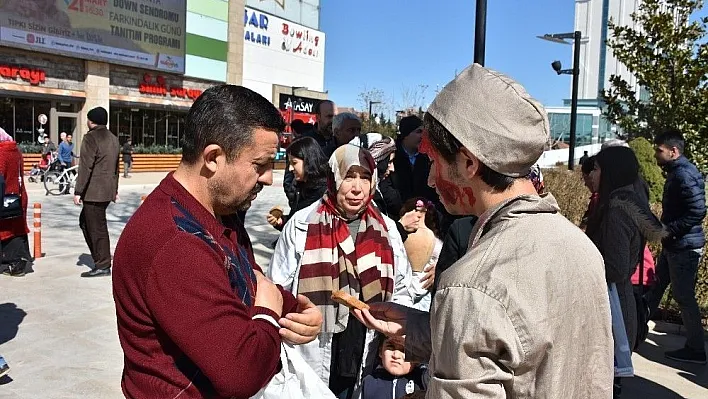 Çanakkale günlükleri tiyatroyla anlatıldı
