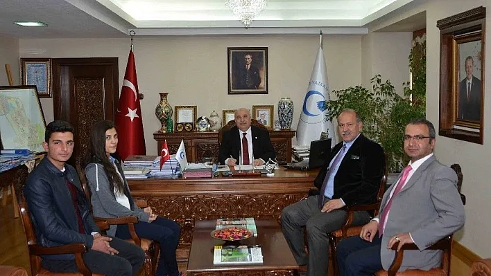 Adıyaman Üniversitesi ile Anadolu Lisesi arasında bilimsel işbirliği protokolü imzalandı
