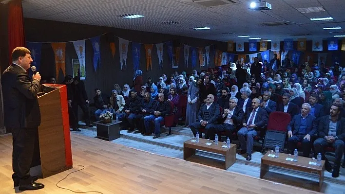 AK Parti referandum çalışmalarını hızlandırdı
