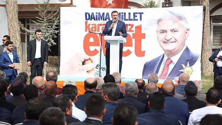 Bakan Tüfenkci'den skandal pankarta tepki
