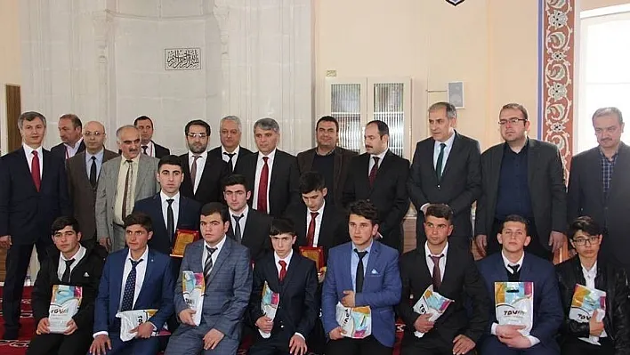 Genç hatipler minberde yarıştı
