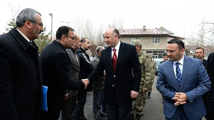 Vali Azizoğlu'ndan ilçelerde güvenlik toplantısı
