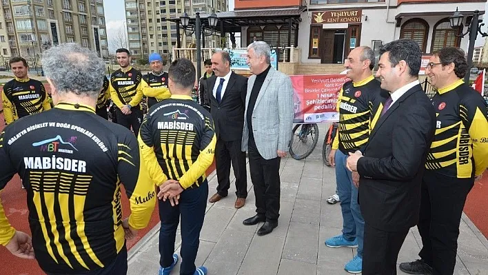 Malatya'dan Çanakkale'ye pedal çevirecekler
