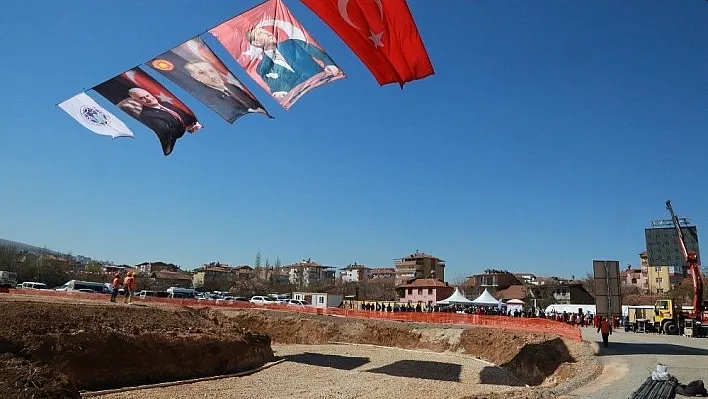 Engelsiz Yaşam Merkezinin temeli atıldı

