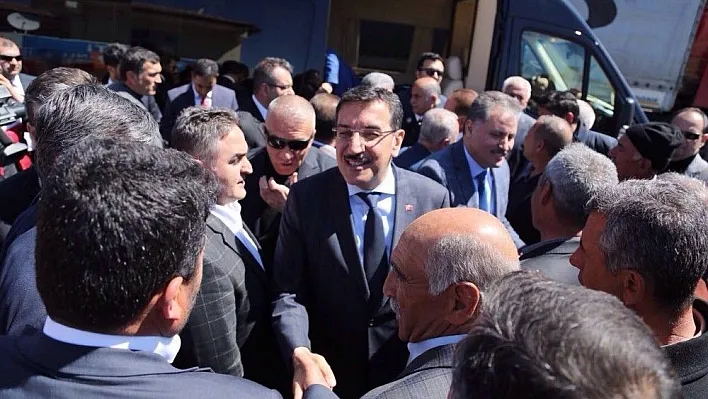 Gümrük Bakanı Tüfenkci: '15 Temmuz'da darbeye 'dur' dedik, 16 Nisan'da milli iradeye 'evet' diyeceğiz'
