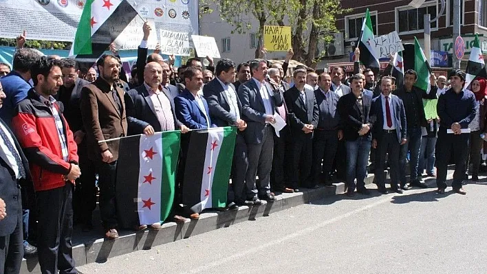 Suriye'deki kimyasal saldırı protesto edildi
