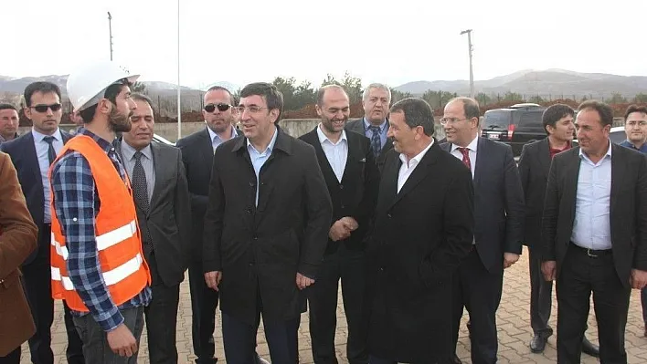 AK Parti Genel Başkan Yardımcısı Yılmaz Bingöl'de
