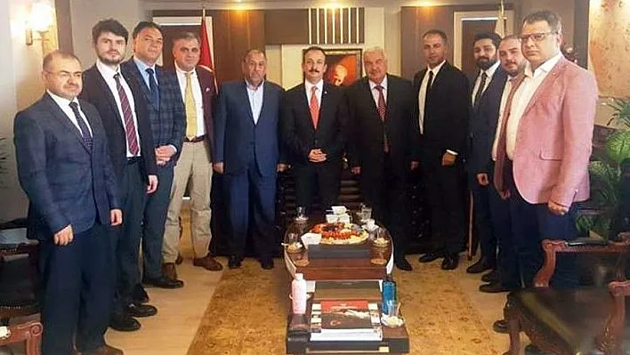 Zekeriye Öz'e tutuklama kararı çıkartan Yunus Nadi Kolukısa'ya ziyaret
