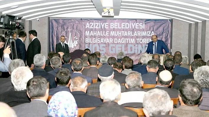 Aziziye Belediyesi'nden muhtarlara bilgisayar
