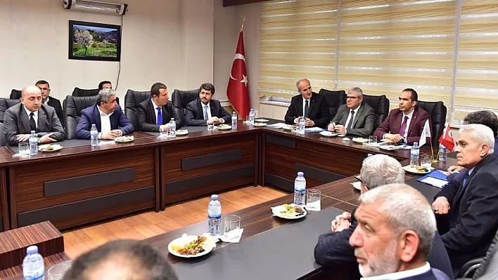 Başbakan Yardımcısı Kaynak: '(Kılıçdaroğlu'nun törenle karşılanması) Mahşeri vicdan rahatsız oldu'
