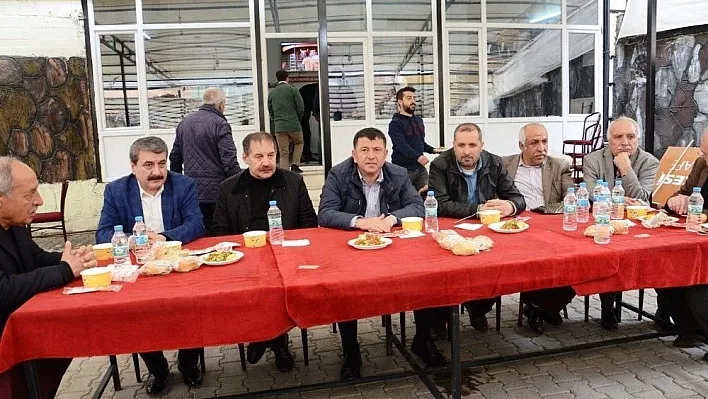 CHP Genel Başkan Yardımcısı Ağbaba spor camiasıyla bir araya geldi
