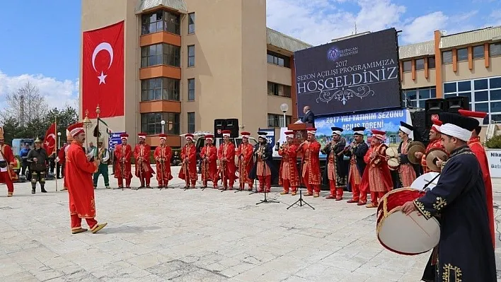 Erzincan Belediyesi yatırım sezonunu törenle açtı
