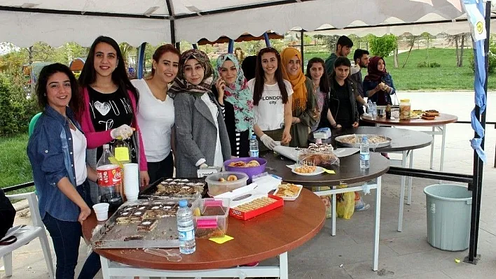 Adıyaman Üniversitesinde kermes düzenlendi
